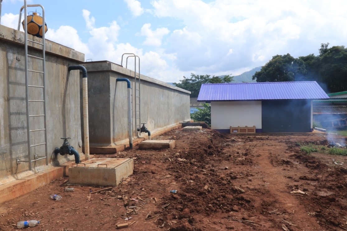 โครงการจัดหาแหล่งน้ำสนับสนุนโรงเรียนตำรวจตระเวนชายแดนมิตรมวลชน ๒  อันเนื่องมาจากพระราชดำริ ตำบลเขาโจด อำเภอศรีสวัสดิ์ จังหวัดกาญจนบุรี