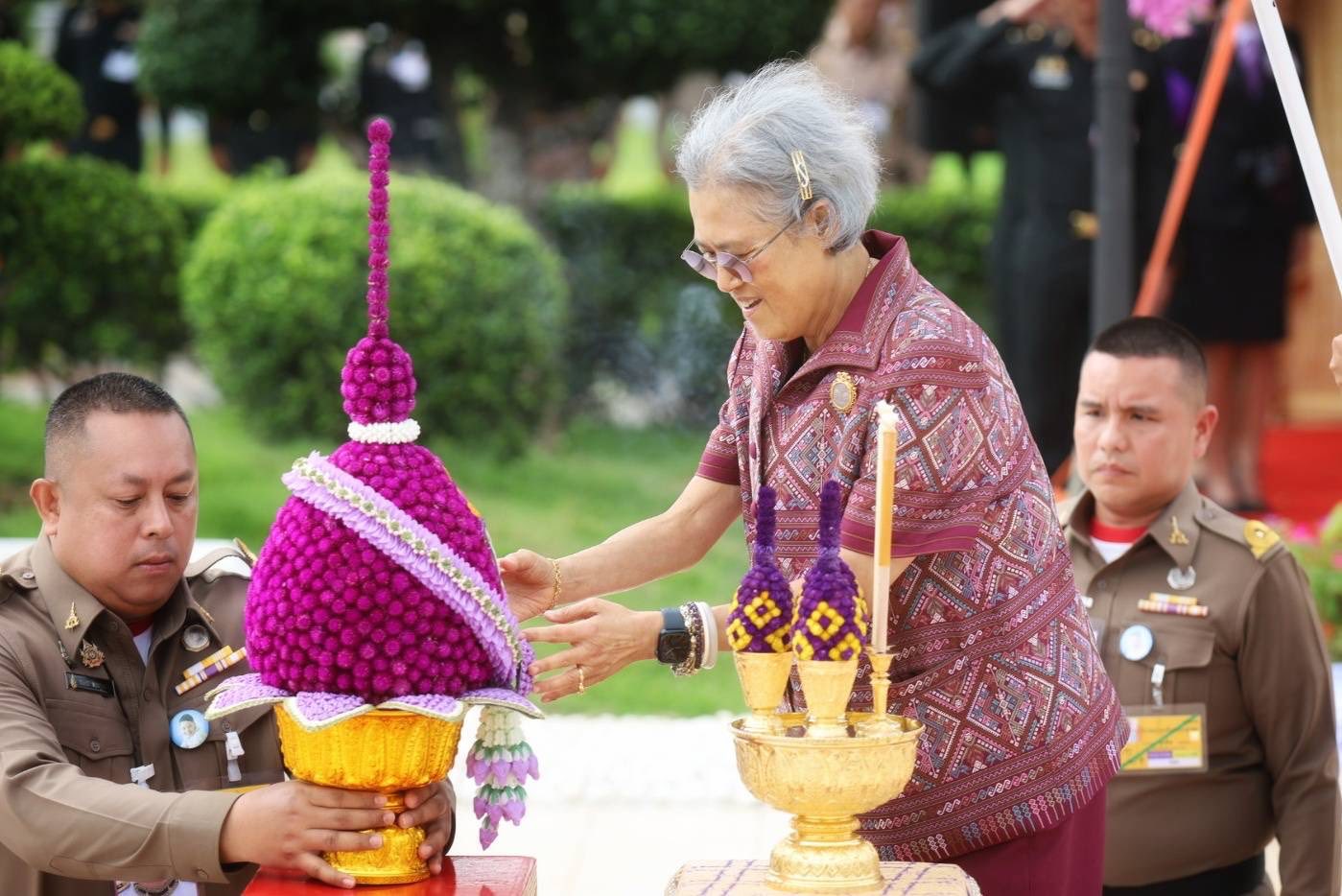 วันเสาร์ที่ 20 กันยายน 2568 เวลา 09.00 น. สมเด็จพระกนิษฐาธิราชเจ้า กรมสมเด็จพระเทพรัตนราชสุดา ฯ สยามบรมราชกุมารี เสด็จพระราชดำเนินไปยังโรงพยาบาลอานันทมหิดล อำเภอเมืองลพบุรี จังหวัดลพบุรี