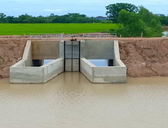 โครงการฝายห้วยโสกรังพร้อมระบบส่งน้ำอันเนื่องมาจากพระราชดำริ